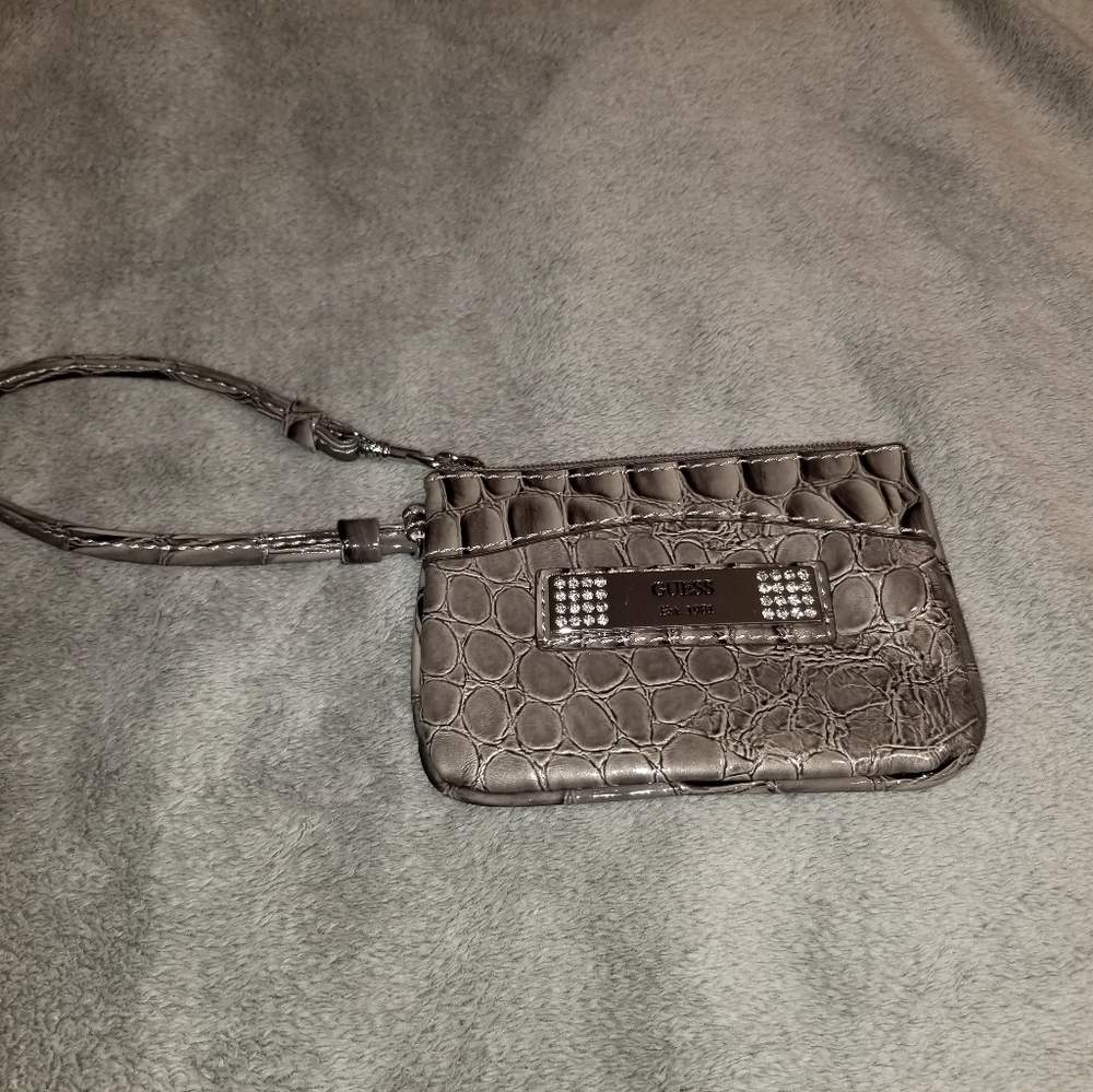 Guess Wristlet